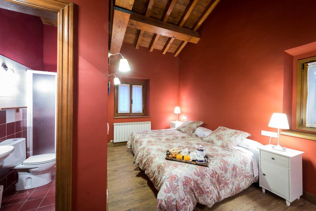 Ekolanda Guest House Esnoz Room photo